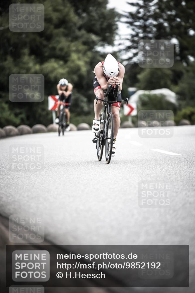 21.06.2026 - 29. Vierlanden-Triathlon H.Heesch http://msf.ph/oto/9852192 21.06.2026 12:05:57 Radfahren 827, 852, 927, 942, 955 meine-sportfotos.de