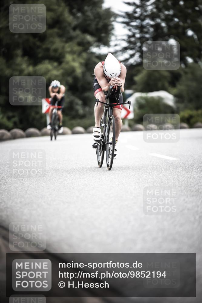 21.06.2026 - 29. Vierlanden-Triathlon H.Heesch http://msf.ph/oto/9852194 21.06.2026 12:05:57 Radfahren 827, 852, 927, 942, 955 meine-sportfotos.de