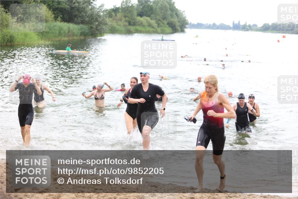 21.06.2026 - 29. Vierlanden-Triathlon Andreas Tolksdorf http://msf.ph/oto/9852205 21.06.2026 10:19:27 Schwimmen 502, 518, 522, 523, 527, 534, 548, 566, 580, 594, 603 meine-sportfotos.de