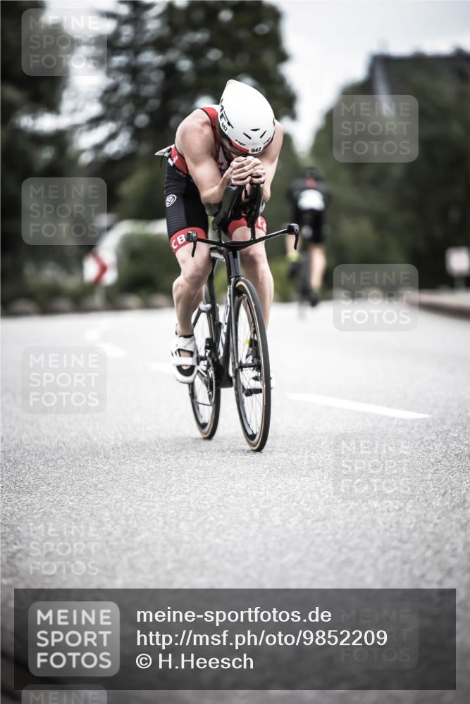 21.06.2026 - 29. Vierlanden-Triathlon H.Heesch http://msf.ph/oto/9852209 21.06.2026 12:05:57 Radfahren 827, 852, 927, 942, 955 meine-sportfotos.de