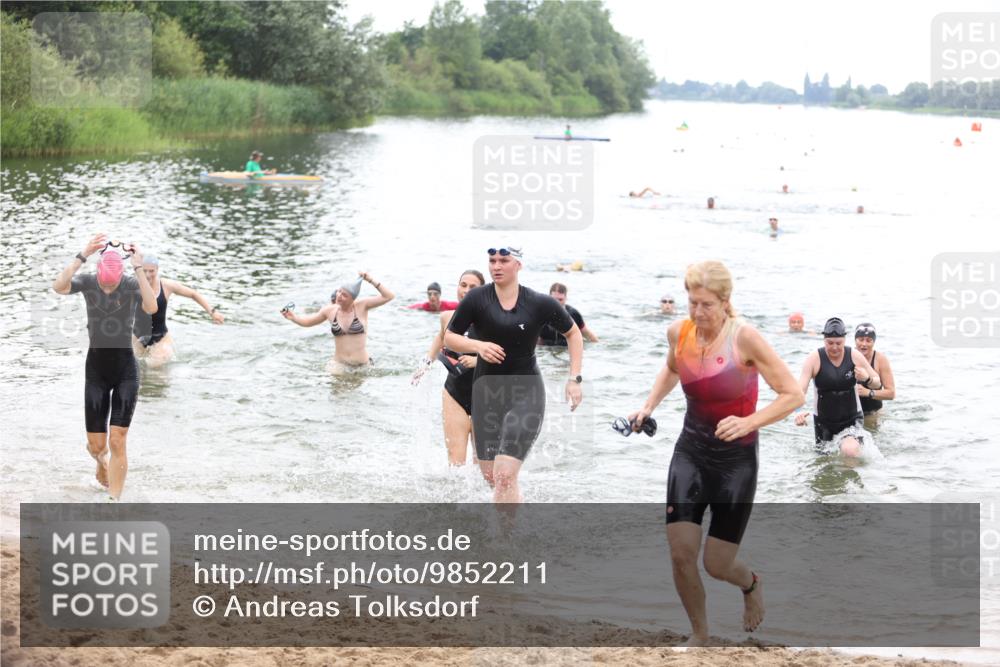 21.06.2026 - 29. Vierlanden-Triathlon Andreas Tolksdorf http://msf.ph/oto/9852211 21.06.2026 10:19:27 Schwimmen 502, 518, 522, 523, 527, 534, 548, 566, 580, 594, 603 meine-sportfotos.de
