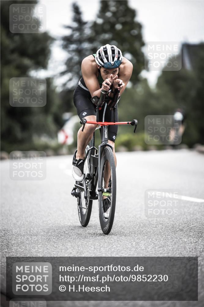 21.06.2026 - 29. Vierlanden-Triathlon H.Heesch http://msf.ph/oto/9852230 21.06.2026 12:05:59 Radfahren 248, 852, 927, 942, 963, 966 meine-sportfotos.de