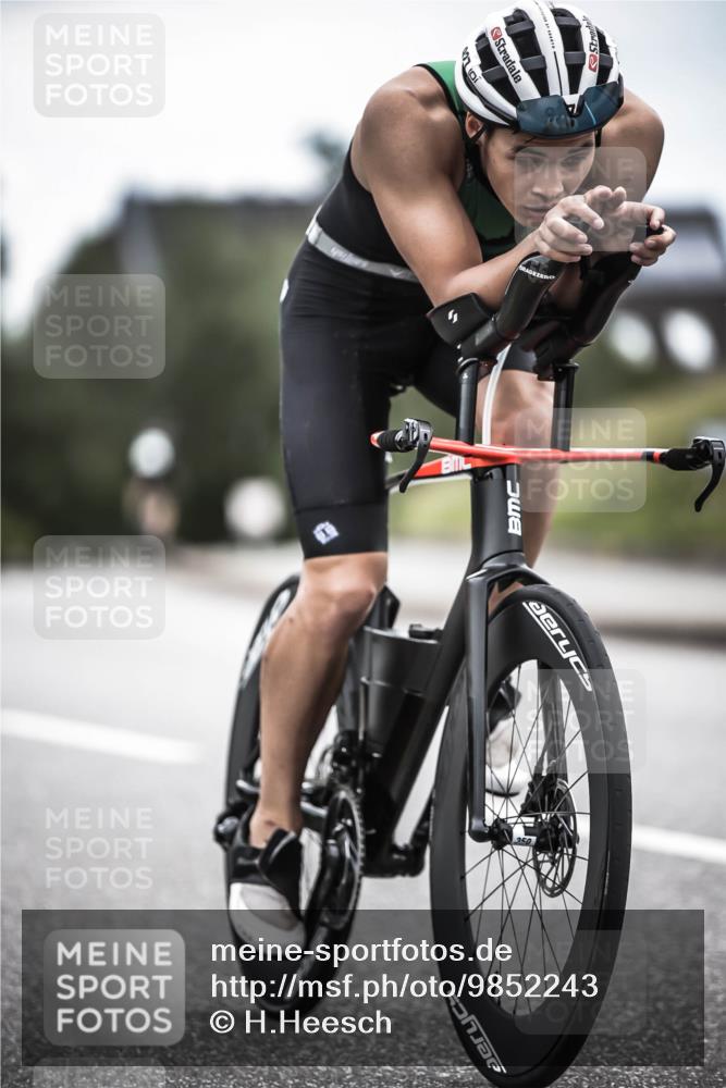 21.06.2026 - 29. Vierlanden-Triathlon H.Heesch http://msf.ph/oto/9852243 21.06.2026 12:06:00 Radfahren 248, 852, 927, 942, 963, 966 meine-sportfotos.de
