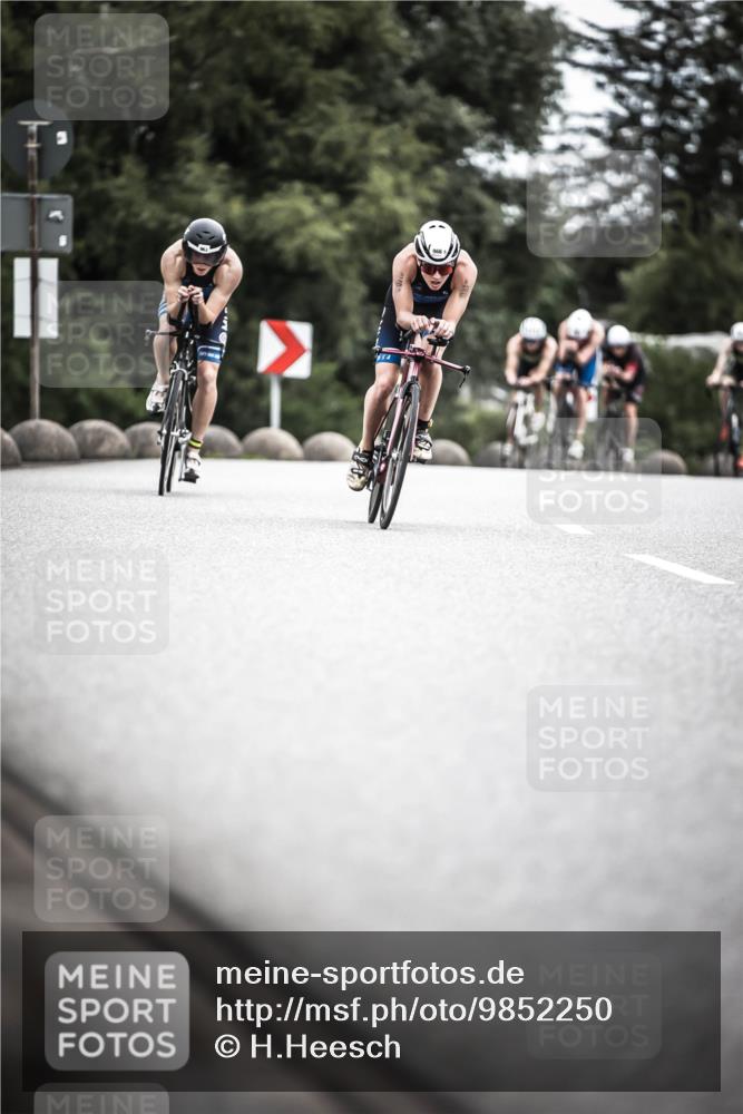 21.06.2026 - 29. Vierlanden-Triathlon H.Heesch http://msf.ph/oto/9852250 21.06.2026 12:06:06 Radfahren 248, 264, 706, 829, 913, 919, 941, 954, 956, 957, 963, 965, 966, 972, 975 meine-sportfotos.de