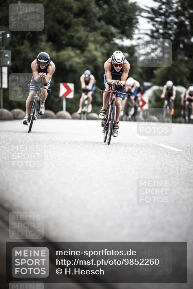 21.06.2026 - 29. Vierlanden-Triathlon H.Heesch http://msf.ph/oto/9852260 21.06.2026 12:06:06 Radfahren 248, 264, 706, 829, 913, 919, 941, 954, 956, 957, 963, 965, 966, 972, 975 meine-sportfotos.de