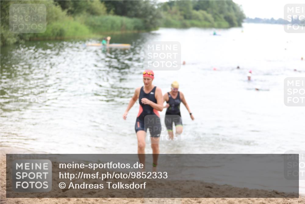 21.06.2026 - 29. Vierlanden-Triathlon Andreas Tolksdorf http://msf.ph/oto/9852333 21.06.2026 10:19:49 Schwimmen 314, 568, 586 meine-sportfotos.de