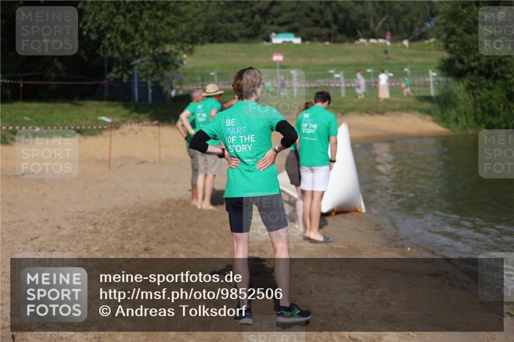 21.06.2026 - 29. Vierlanden-Triathlon Andreas Tolksdorf http://msf.ph/oto/9852506 21.06.2026 08:21:29 Schwimmen  meine-sportfotos.de