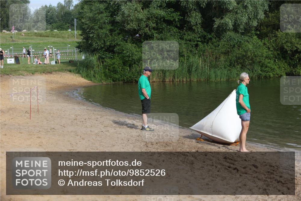 21.06.2026 - 29. Vierlanden-Triathlon Andreas Tolksdorf http://msf.ph/oto/9852526 21.06.2026 08:28:10 Schwimmen  meine-sportfotos.de