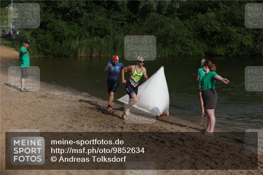 21.06.2026 - 29. Vierlanden-Triathlon Andreas Tolksdorf http://msf.ph/oto/9852634 21.06.2026 08:34:40 Schwimmen  meine-sportfotos.de