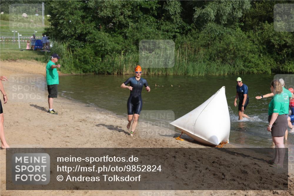 21.06.2026 - 29. Vierlanden-Triathlon Andreas Tolksdorf http://msf.ph/oto/9852824 21.06.2026 08:36:08 Schwimmen  meine-sportfotos.de
