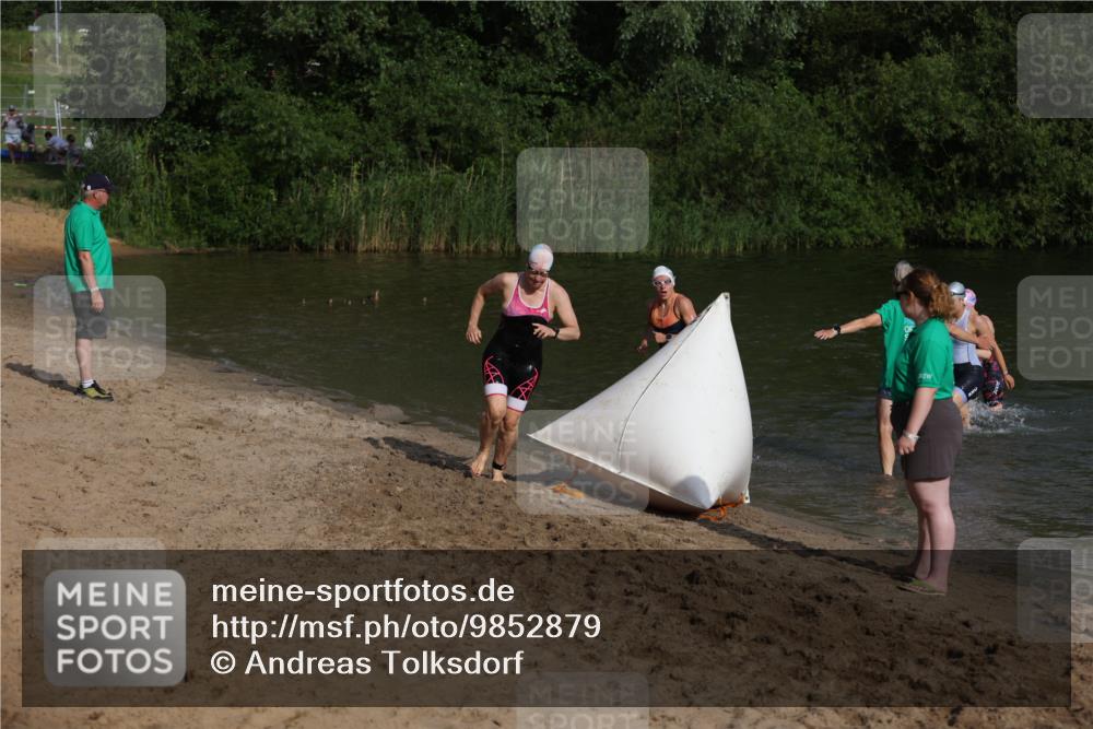 21.06.2026 - 29. Vierlanden-Triathlon Andreas Tolksdorf http://msf.ph/oto/9852879 21.06.2026 08:36:24 Schwimmen  meine-sportfotos.de