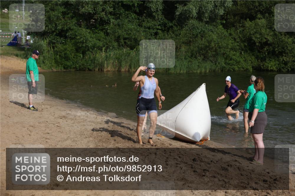 21.06.2026 - 29. Vierlanden-Triathlon Andreas Tolksdorf http://msf.ph/oto/9852913 21.06.2026 08:36:30 Schwimmen  meine-sportfotos.de