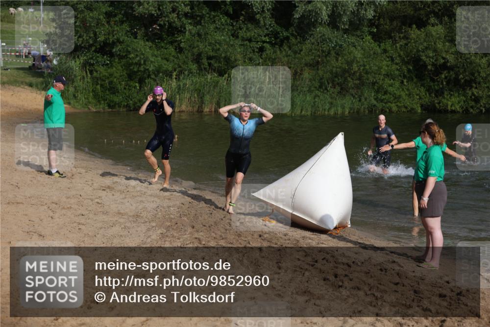 21.06.2026 - 29. Vierlanden-Triathlon Andreas Tolksdorf http://msf.ph/oto/9852960 21.06.2026 08:37:00 Schwimmen 24, 30, 63 meine-sportfotos.de