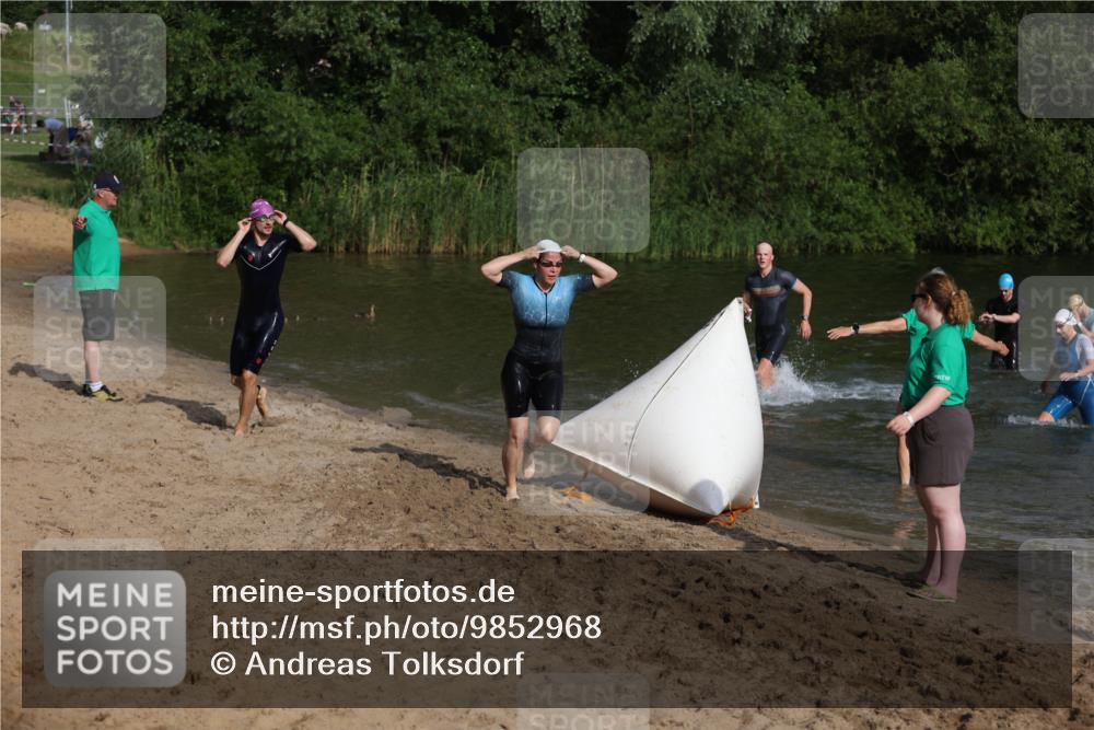 21.06.2026 - 29. Vierlanden-Triathlon Andreas Tolksdorf http://msf.ph/oto/9852968 21.06.2026 08:37:00 Schwimmen 24, 30, 63 meine-sportfotos.de