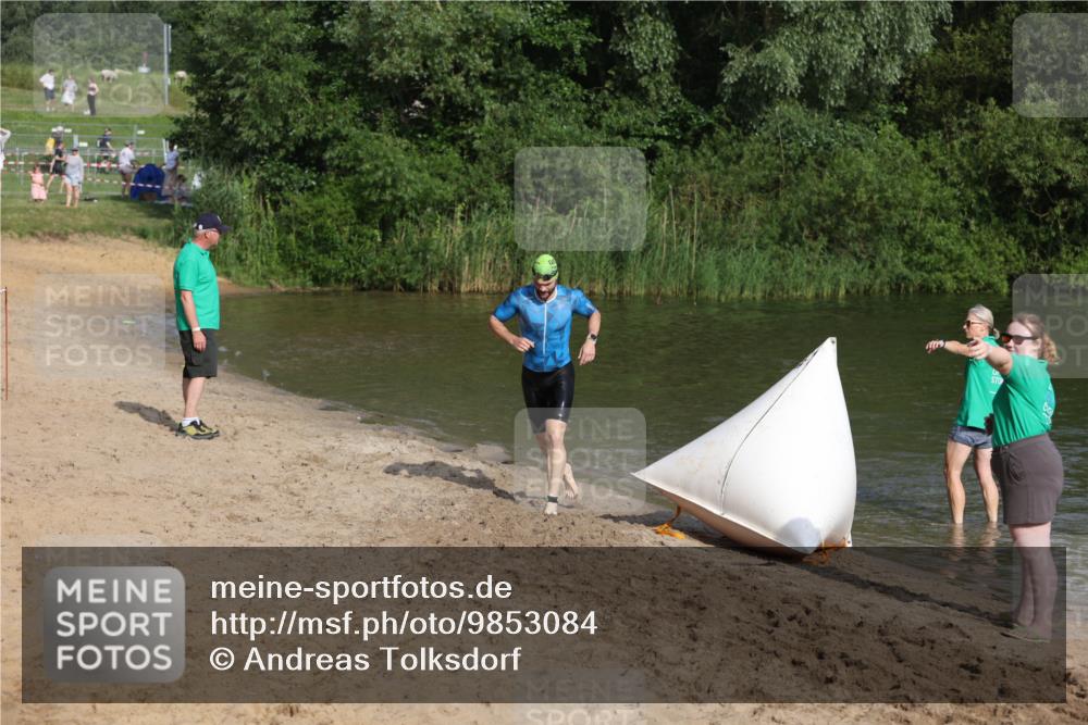 21.06.2026 - 29. Vierlanden-Triathlon Andreas Tolksdorf http://msf.ph/oto/9853084 21.06.2026 08:37:37 Schwimmen 36 meine-sportfotos.de