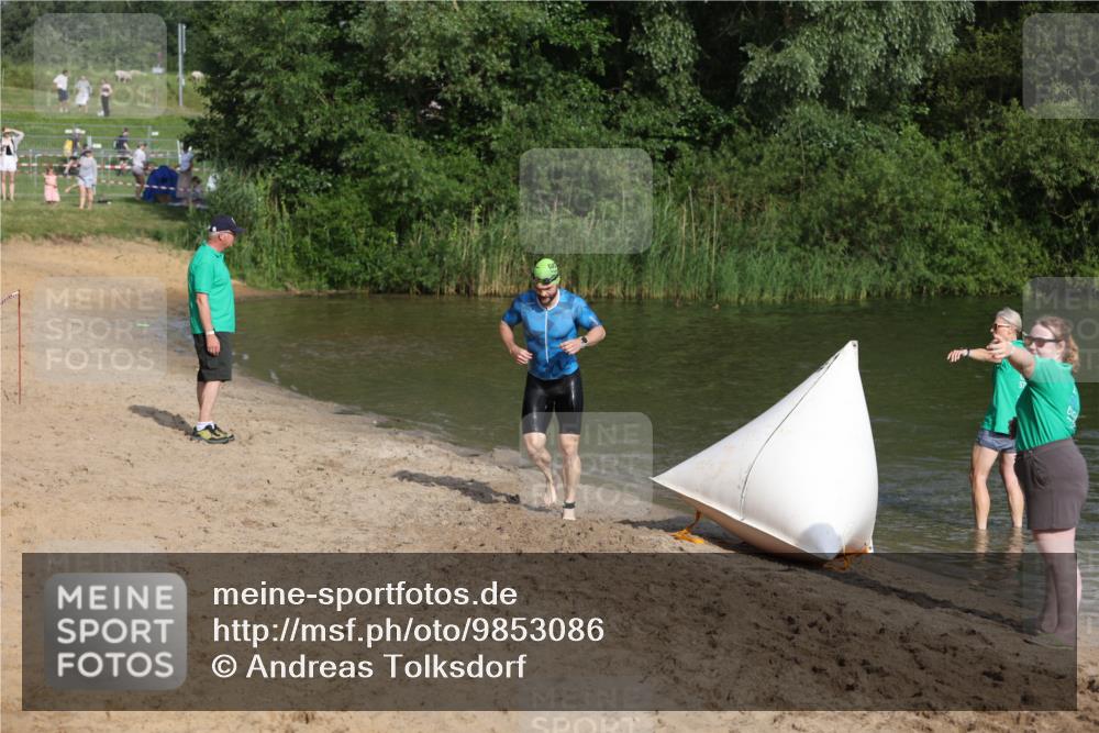 21.06.2026 - 29. Vierlanden-Triathlon Andreas Tolksdorf http://msf.ph/oto/9853086 21.06.2026 08:37:37 Schwimmen 36 meine-sportfotos.de
