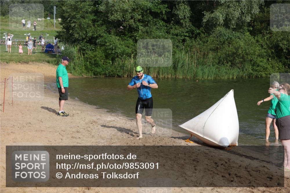 21.06.2026 - 29. Vierlanden-Triathlon Andreas Tolksdorf http://msf.ph/oto/9853091 21.06.2026 08:37:38 Schwimmen 36 meine-sportfotos.de