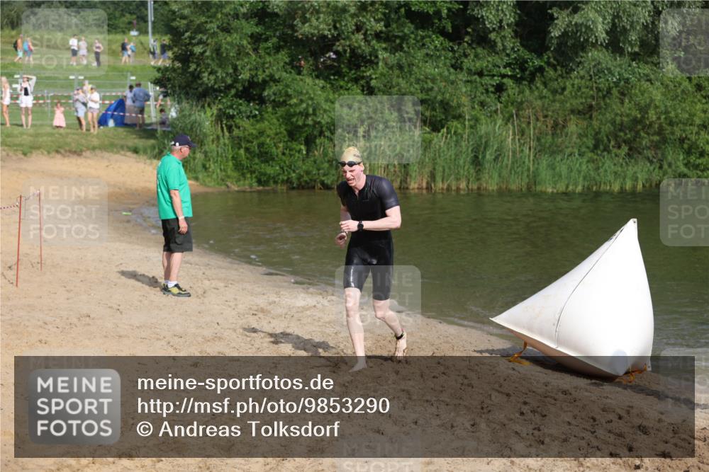 21.06.2026 - 29. Vierlanden-Triathlon Andreas Tolksdorf http://msf.ph/oto/9853290 21.06.2026 08:39:06 Schwimmen 10 meine-sportfotos.de