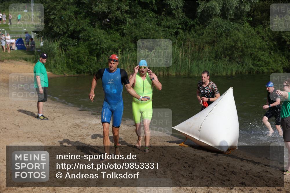 21.06.2026 - 29. Vierlanden-Triathlon Andreas Tolksdorf http://msf.ph/oto/9853331 21.06.2026 08:39:19 Schwimmen 32, 155, 166, 212 meine-sportfotos.de