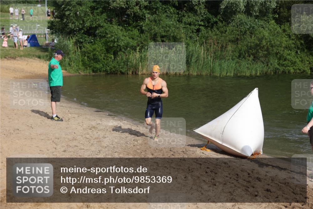 21.06.2026 - 29. Vierlanden-Triathlon Andreas Tolksdorf http://msf.ph/oto/9853369 21.06.2026 08:39:35 Schwimmen 3, 72, 106 meine-sportfotos.de