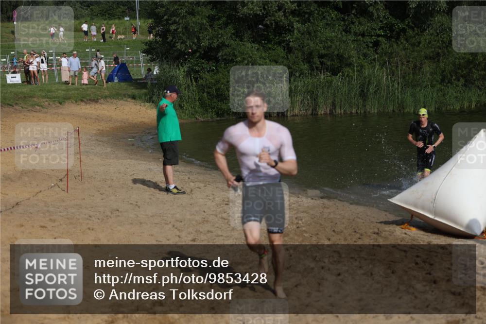 21.06.2026 - 29. Vierlanden-Triathlon Andreas Tolksdorf http://msf.ph/oto/9853428 21.06.2026 08:40:01 Schwimmen 7, 21, 55, 78, 109 meine-sportfotos.de