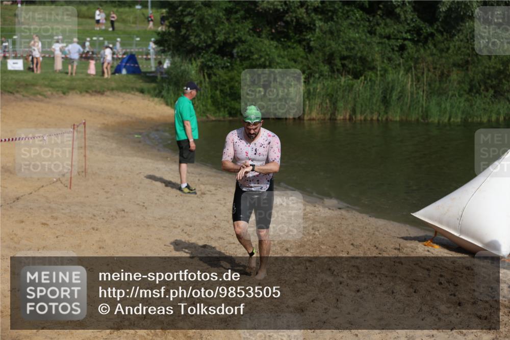 21.06.2026 - 29. Vierlanden-Triathlon Andreas Tolksdorf http://msf.ph/oto/9853505 21.06.2026 08:40:46 Schwimmen 18, 164 meine-sportfotos.de