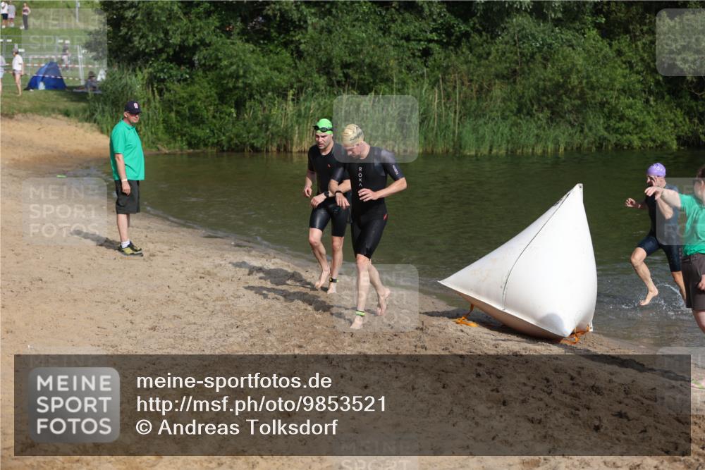 21.06.2026 - 29. Vierlanden-Triathlon Andreas Tolksdorf http://msf.ph/oto/9853521 21.06.2026 08:41:00 Schwimmen 99, 129, 132 meine-sportfotos.de