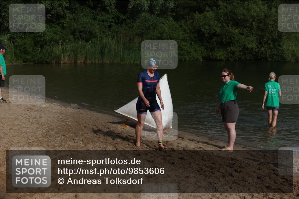 21.06.2026 - 29. Vierlanden-Triathlon Andreas Tolksdorf http://msf.ph/oto/9853606 21.06.2026 08:42:07 Schwimmen  meine-sportfotos.de