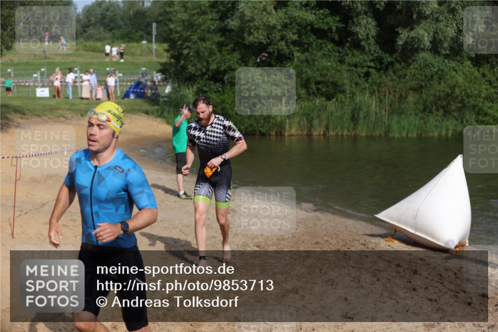 21.06.2026 - 29. Vierlanden-Triathlon Andreas Tolksdorf http://msf.ph/oto/9853713 21.06.2026 08:43:43 Schwimmen 44, 88, 108, 154, 197, 1355 meine-sportfotos.de