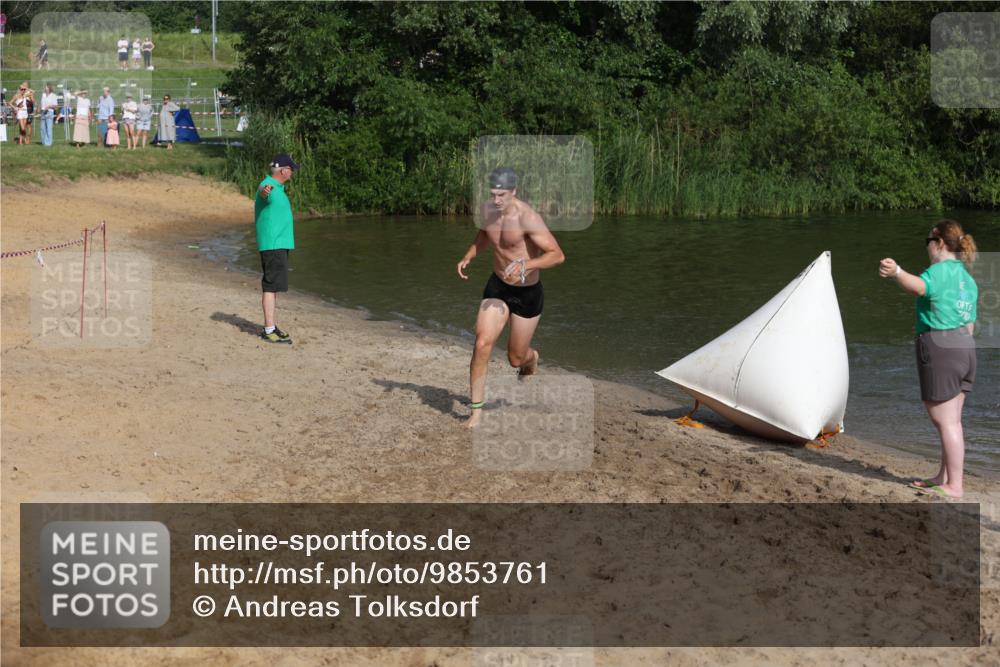 21.06.2026 - 29. Vierlanden-Triathlon Andreas Tolksdorf http://msf.ph/oto/9853761 21.06.2026 08:44:17 Schwimmen 34, 202 meine-sportfotos.de