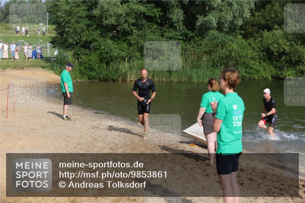 21.06.2026 - 29. Vierlanden-Triathlon Andreas Tolksdorf http://msf.ph/oto/9853861 21.06.2026 08:45:13 Schwimmen 69, 219 meine-sportfotos.de