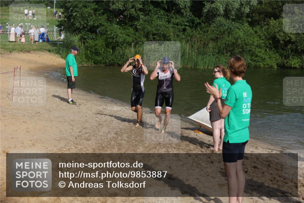 21.06.2026 - 29. Vierlanden-Triathlon Andreas Tolksdorf http://msf.ph/oto/9853887 21.06.2026 08:45:23 Schwimmen 69, 169, 173, 174, 219 meine-sportfotos.de
