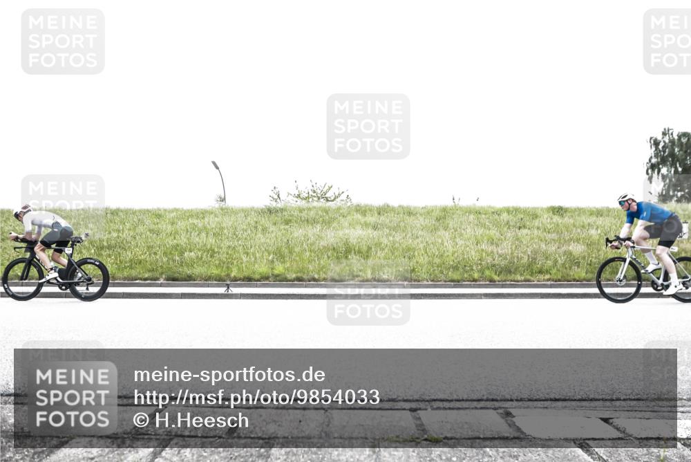 21.06.2026 - 29. Vierlanden-Triathlon H.Heesch http://msf.ph/oto/9854033 21.06.2026 10:31:17 Radfahren 154, 229, 265, 280, 352, 498, 612 meine-sportfotos.de