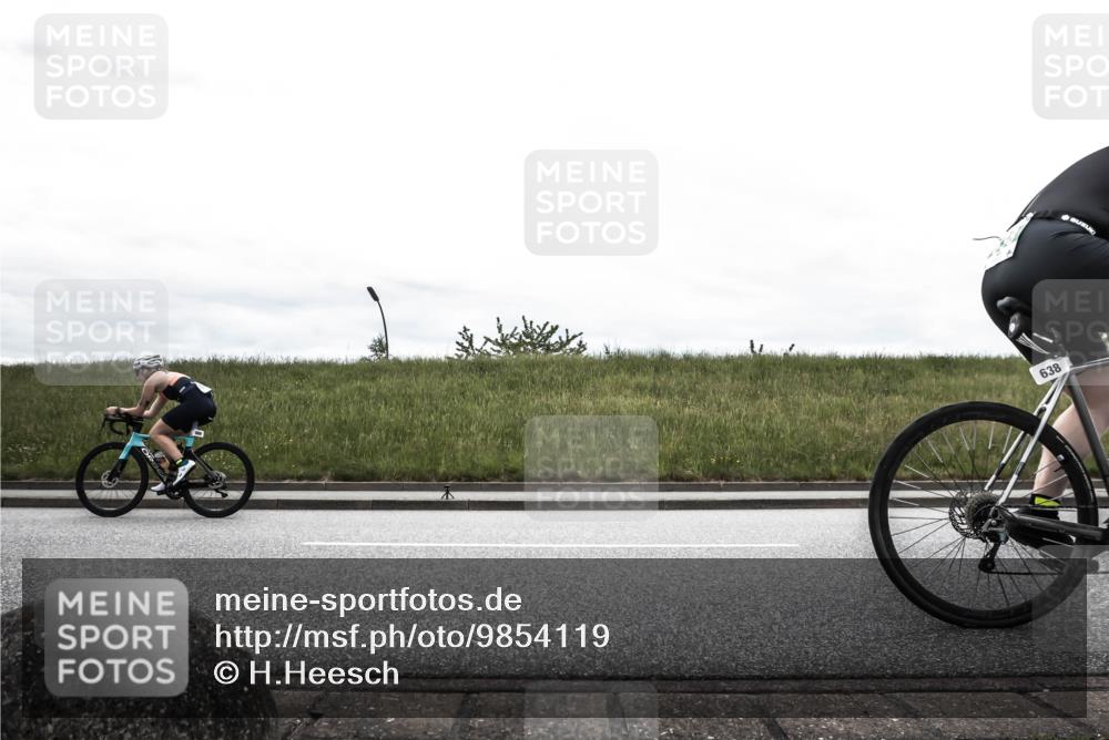 21.06.2026 - 29. Vierlanden-Triathlon H.Heesch http://msf.ph/oto/9854119 21.06.2026 12:06:59 Radfahren 638, 739, 768, 769, 847, 889, 910, 946, 952, 953 meine-sportfotos.de