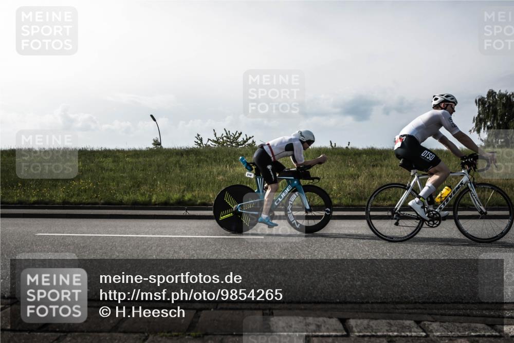 21.06.2026 - 29. Vierlanden-Triathlon H.Heesch http://msf.ph/oto/9854265 21.06.2026 08:51:06 Radfahren 7, 210 meine-sportfotos.de