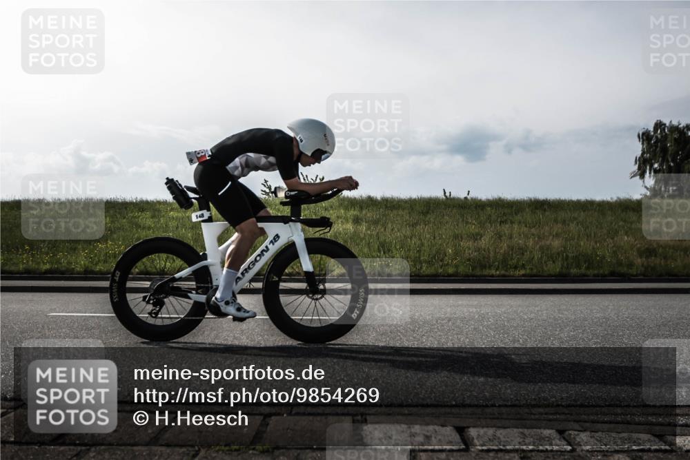 21.06.2026 - 29. Vierlanden-Triathlon H.Heesch http://msf.ph/oto/9854269 21.06.2026 08:51:41 Radfahren 148 meine-sportfotos.de