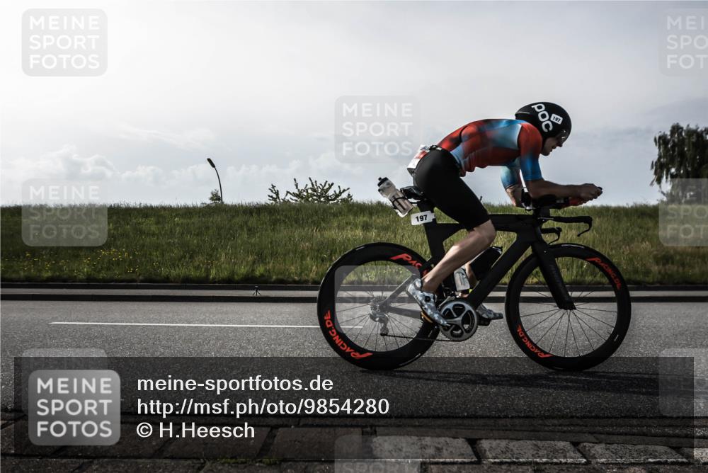 21.06.2026 - 29. Vierlanden-Triathlon H.Heesch http://msf.ph/oto/9854280 21.06.2026 08:52:21 Radfahren 56, 99, 197 meine-sportfotos.de
