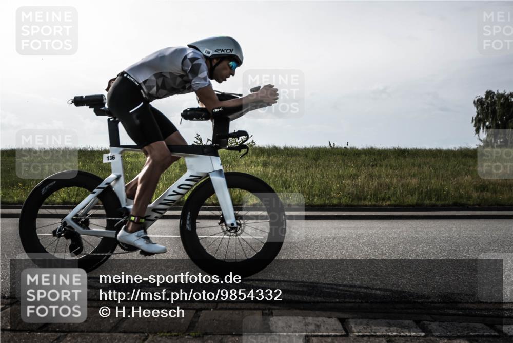 21.06.2026 - 29. Vierlanden-Triathlon H.Heesch http://msf.ph/oto/9854332 21.06.2026 08:57:01 Radfahren 118, 136, 220 meine-sportfotos.de