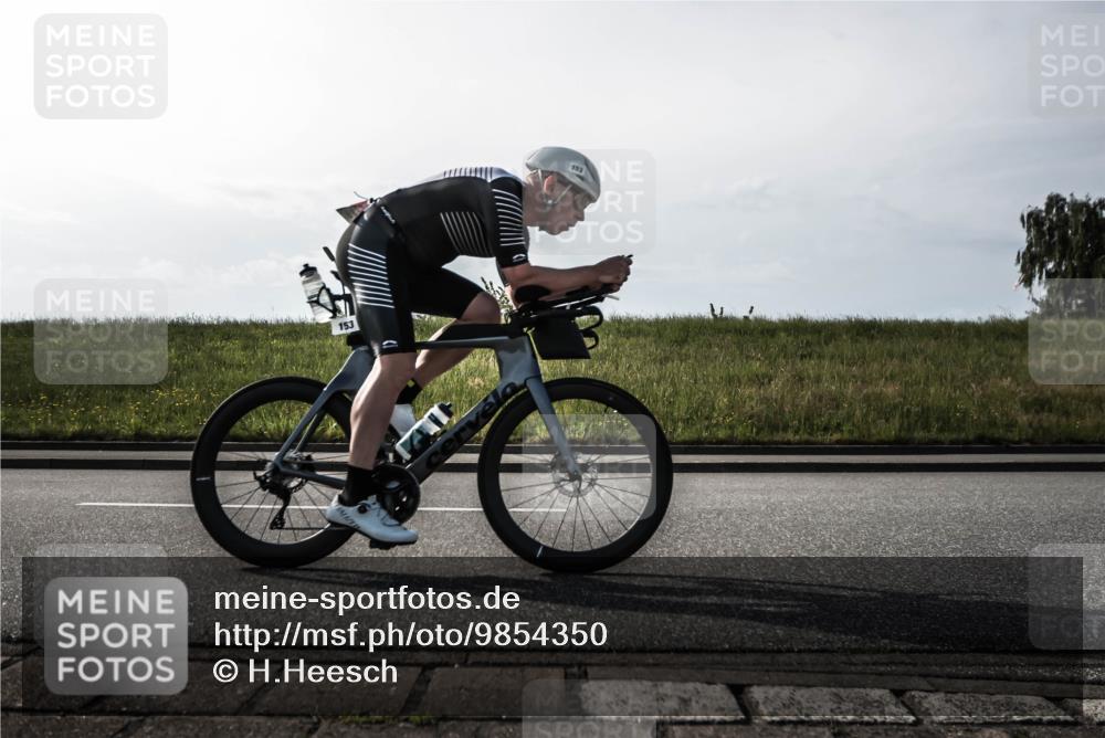 21.06.2026 - 29. Vierlanden-Triathlon H.Heesch http://msf.ph/oto/9854350 21.06.2026 08:58:50 Radfahren 153, 160, 187 meine-sportfotos.de