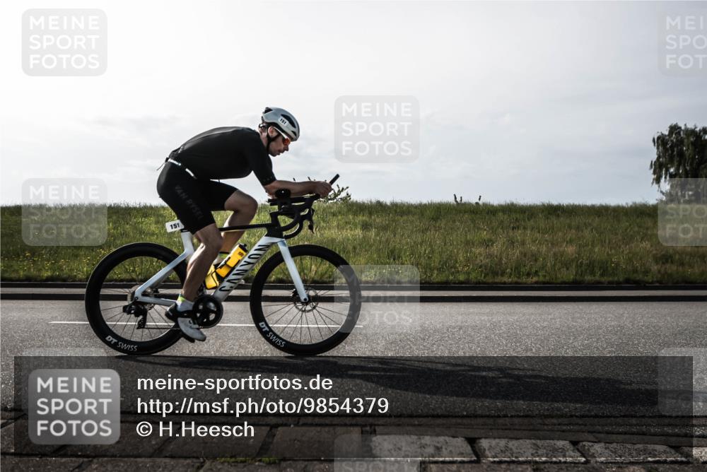 21.06.2026 - 29. Vierlanden-Triathlon H.Heesch http://msf.ph/oto/9854379 21.06.2026 09:01:26 Radfahren 80, 101, 151 meine-sportfotos.de
