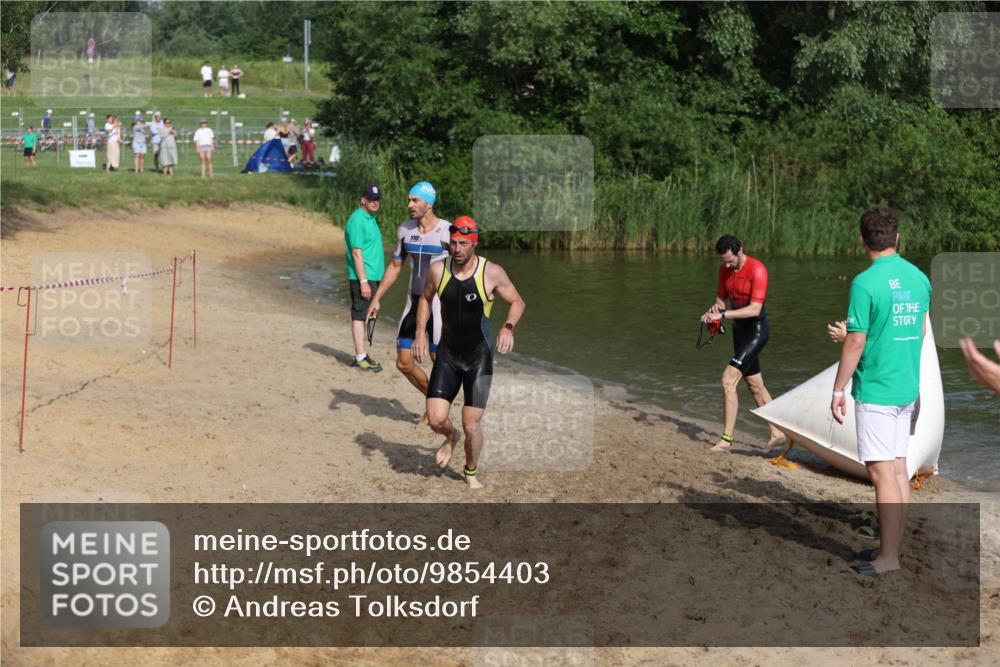 21.06.2026 - 29. Vierlanden-Triathlon Andreas Tolksdorf http://msf.ph/oto/9854403 21.06.2026 08:47:56 Schwimmen 118, 130, 136, 175 meine-sportfotos.de