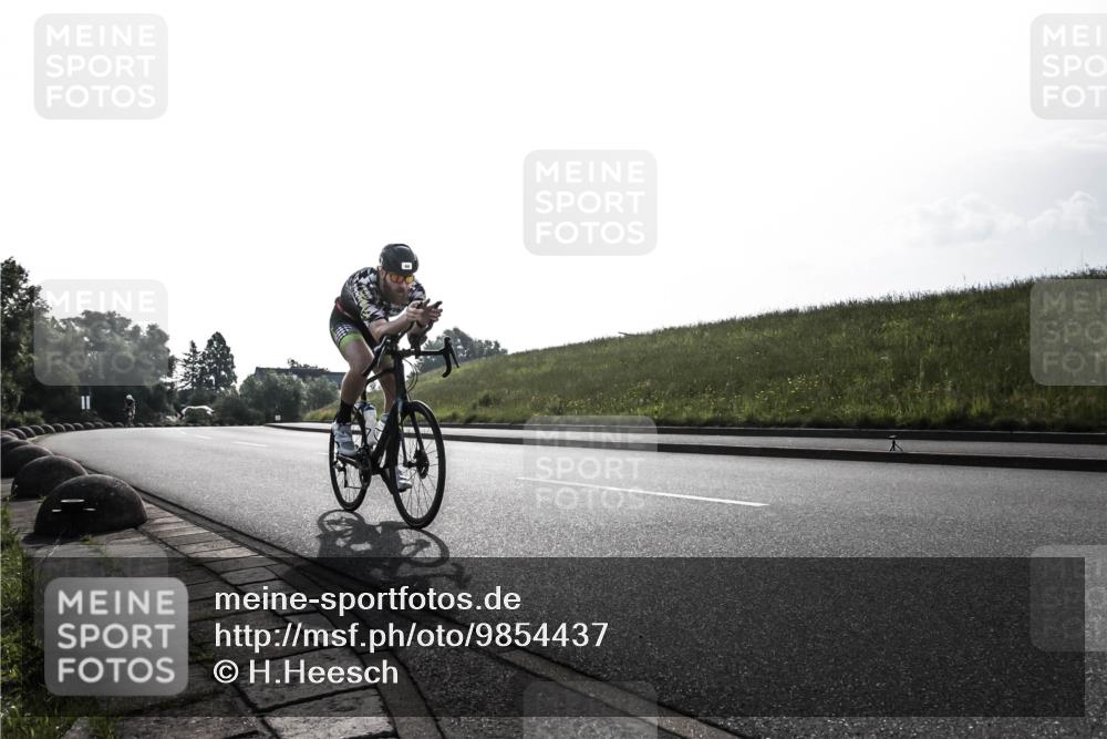 21.06.2026 - 29. Vierlanden-Triathlon H.Heesch http://msf.ph/oto/9854437 21.06.2026 08:54:14 Radfahren 44, 169 meine-sportfotos.de