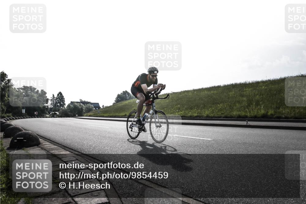 21.06.2026 - 29. Vierlanden-Triathlon H.Heesch http://msf.ph/oto/9854459 21.06.2026 08:55:50 Radfahren 159 meine-sportfotos.de