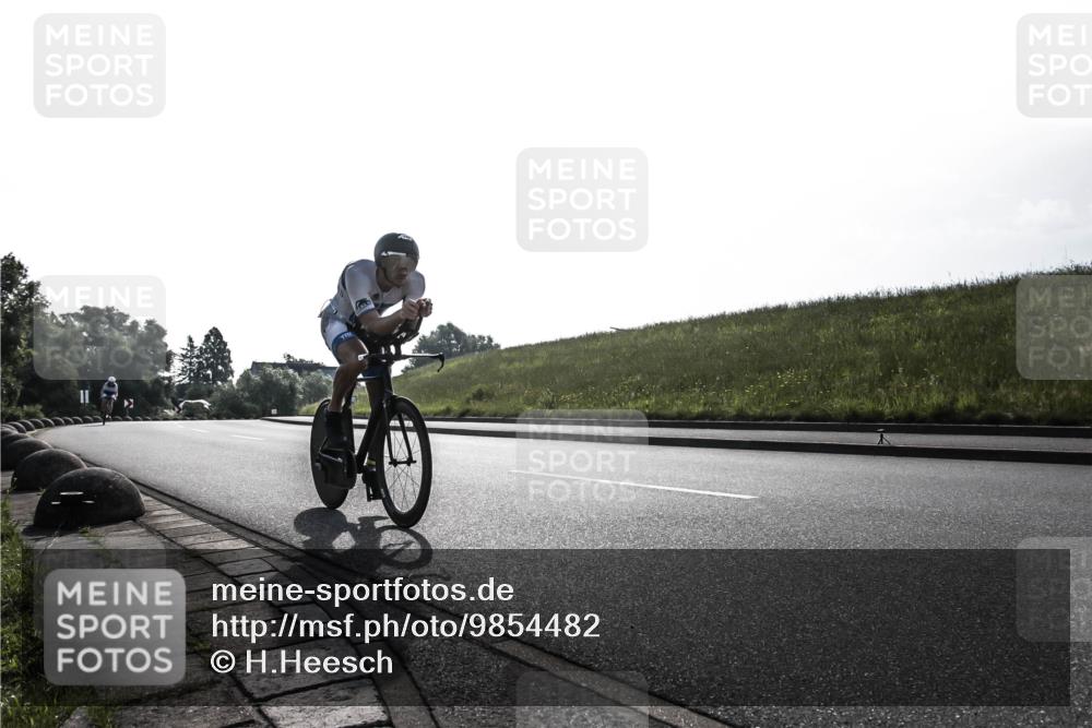 21.06.2026 - 29. Vierlanden-Triathlon H.Heesch http://msf.ph/oto/9854482 21.06.2026 08:58:22 Radfahren 25, 175 meine-sportfotos.de