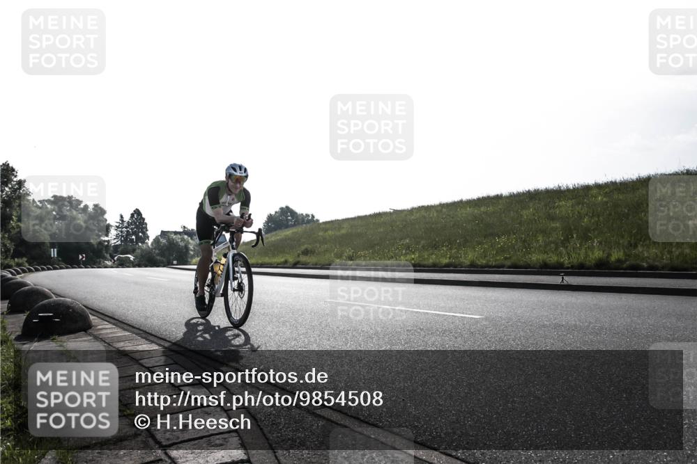 21.06.2026 - 29. Vierlanden-Triathlon H.Heesch http://msf.ph/oto/9854508 21.06.2026 09:00:20 Radfahren 163, 179, 180 meine-sportfotos.de