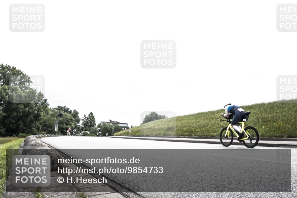 21.06.2026 - 29. Vierlanden-Triathlon H.Heesch http://msf.ph/oto/9854733 21.06.2026 10:32:26 Radfahren 13, 54, 165, 169, 595 meine-sportfotos.de