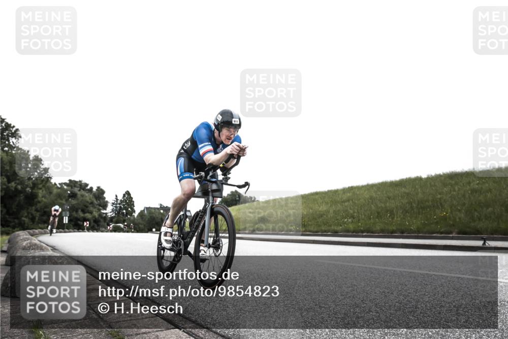 21.06.2026 - 29. Vierlanden-Triathlon H.Heesch http://msf.ph/oto/9854823 21.06.2026 12:06:50 Radfahren 281, 771, 834, 856, 861, 889, 911, 914, 974 meine-sportfotos.de