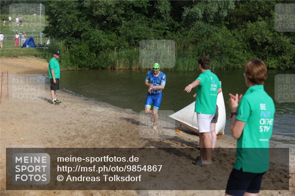 21.06.2026 - 29. Vierlanden-Triathlon Andreas Tolksdorf http://msf.ph/oto/9854867 21.06.2026 08:50:10 Schwimmen 52, 115, 139 meine-sportfotos.de
