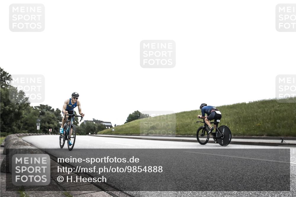 21.06.2026 - 29. Vierlanden-Triathlon H.Heesch http://msf.ph/oto/9854888 21.06.2026 12:07:15 Radfahren 634, 668, 950 meine-sportfotos.de