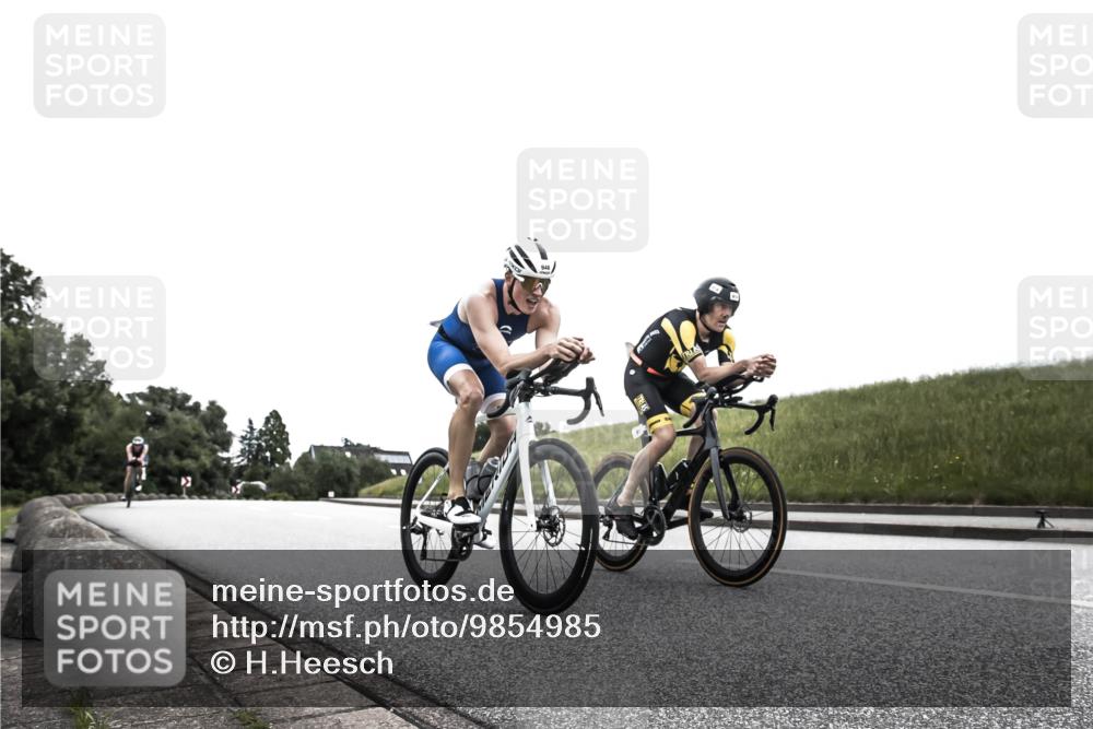 21.06.2026 - 29. Vierlanden-Triathlon H.Heesch http://msf.ph/oto/9854985 21.06.2026 12:08:20 Radfahren 793, 854, 865, 916, 936, 948, 949 meine-sportfotos.de